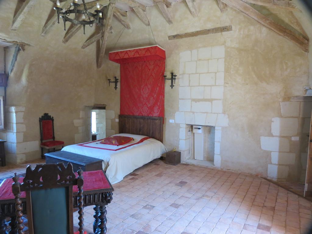 Le Chatelet Thilouze Rom bilde